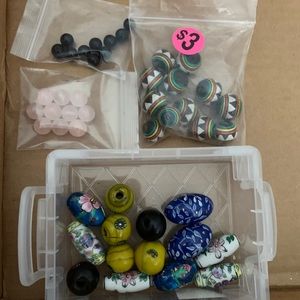 Bead lot for Linda